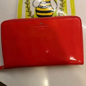 Kate Spade Harrison Street Travel Wallet NWT